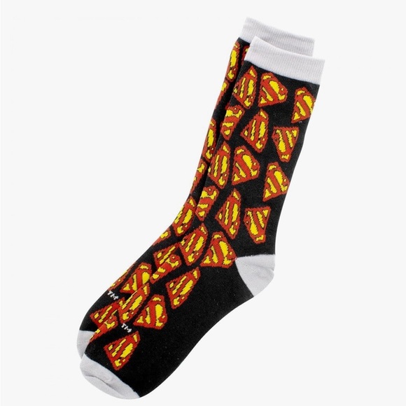 Superman Logo Collage Crew Socks Multi-Color Size 9-13 - Picture 2 of 2